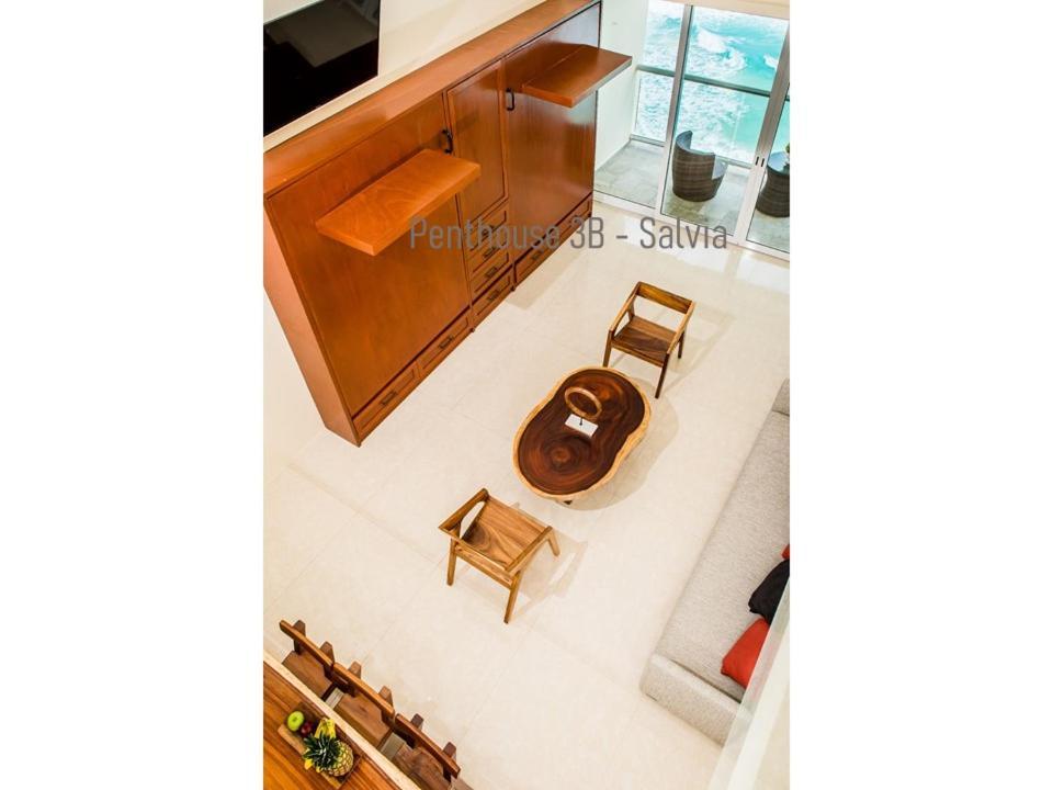 2 Story Oceanfront Penthouses On Cancun Beach! 外观 照片