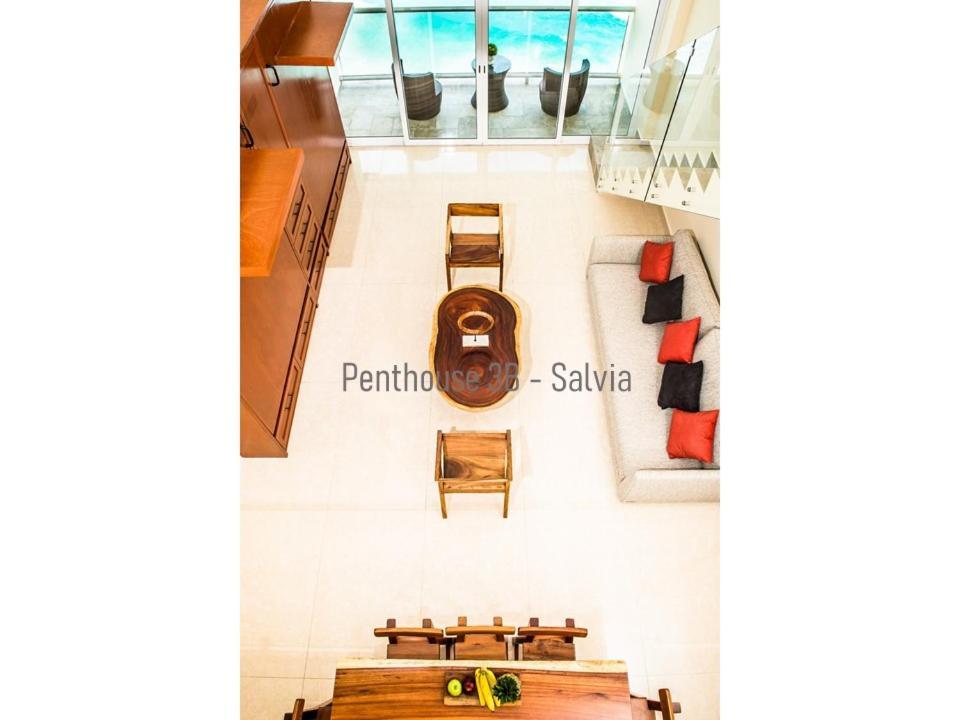2 Story Oceanfront Penthouses On Cancun Beach! 外观 照片