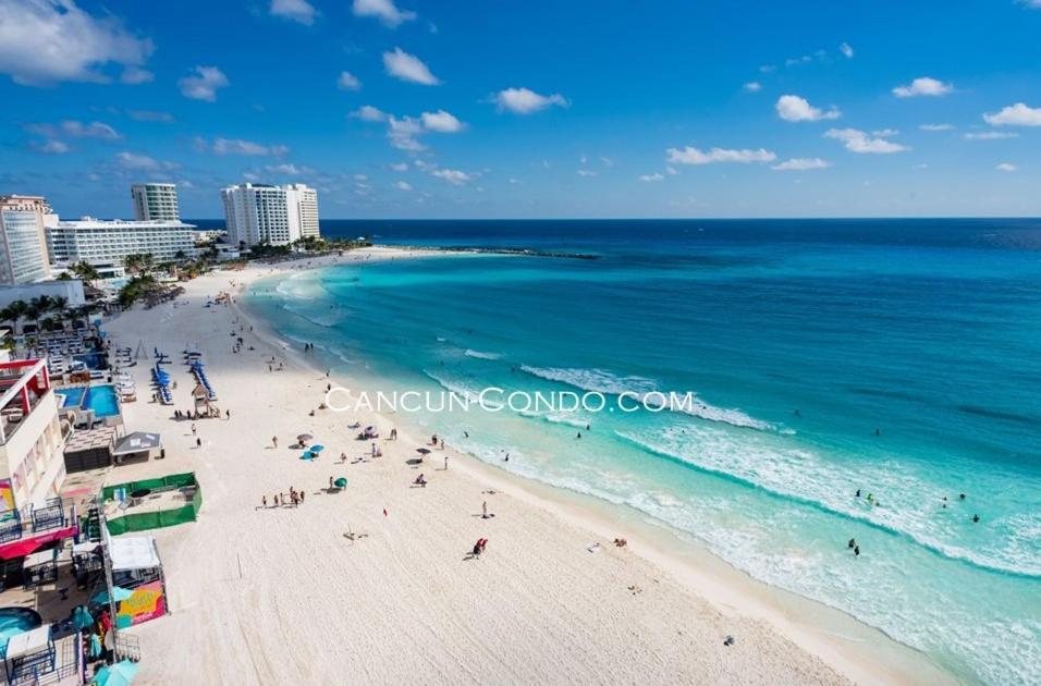 2 Story Oceanfront Penthouses On Cancun Beach! 外观 照片