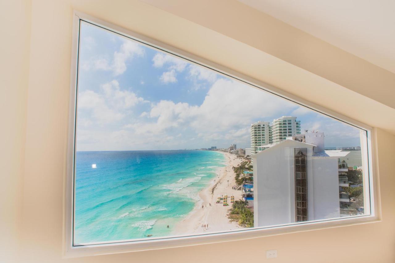 2 Story Oceanfront Penthouses On Cancun Beach! 外观 照片
