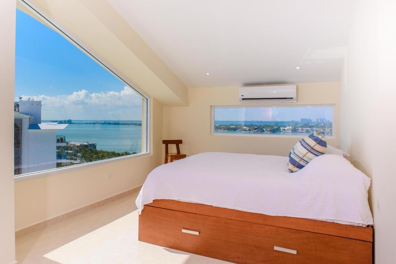 2 Story Oceanfront Penthouses On Cancun Beach! 外观 照片