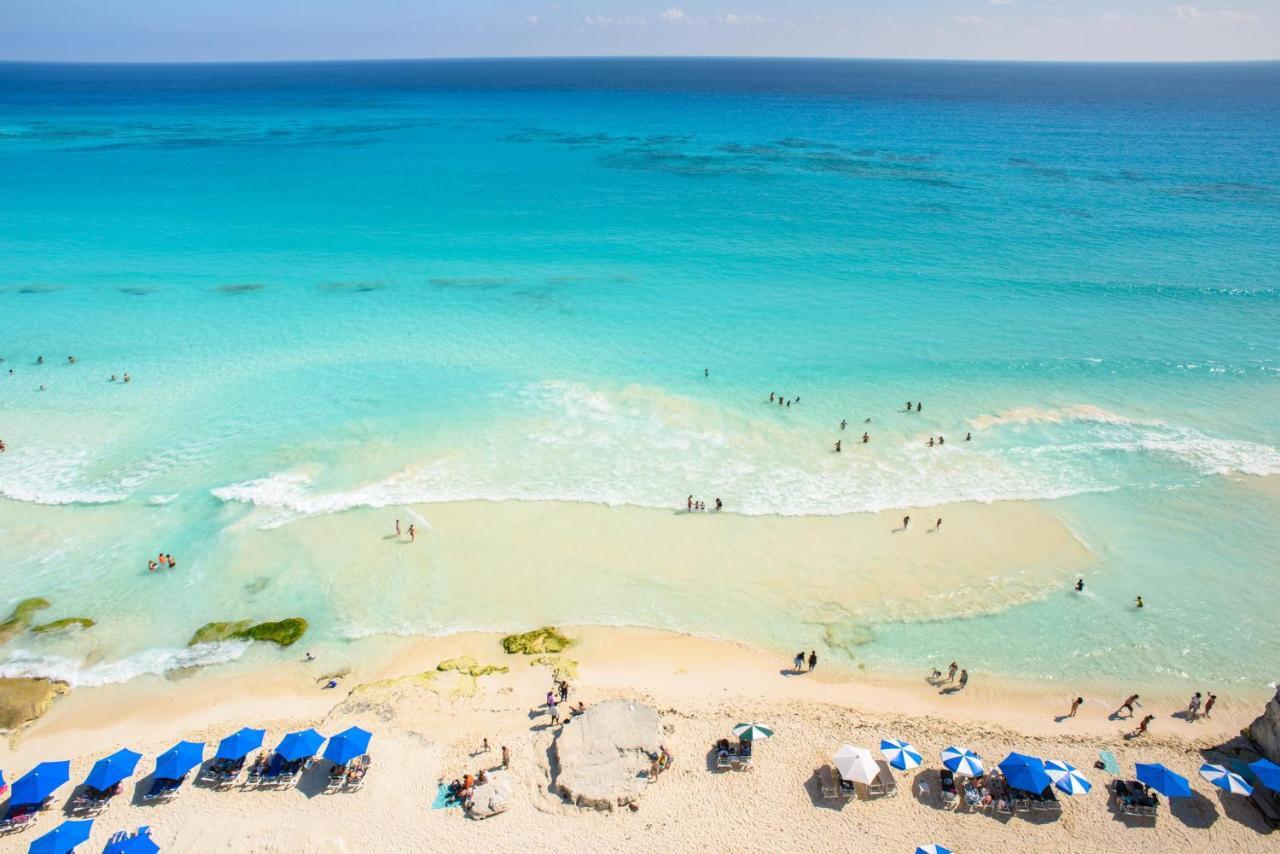 2 Story Oceanfront Penthouses On Cancun Beach! 外观 照片